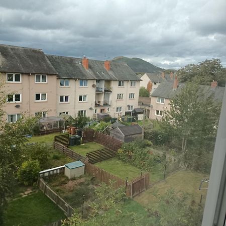 M&M Apartment In Edinburgh Exterior photo